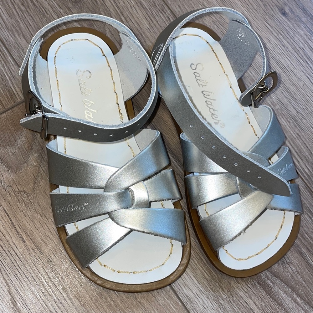 NWOB. salt water silver sandals